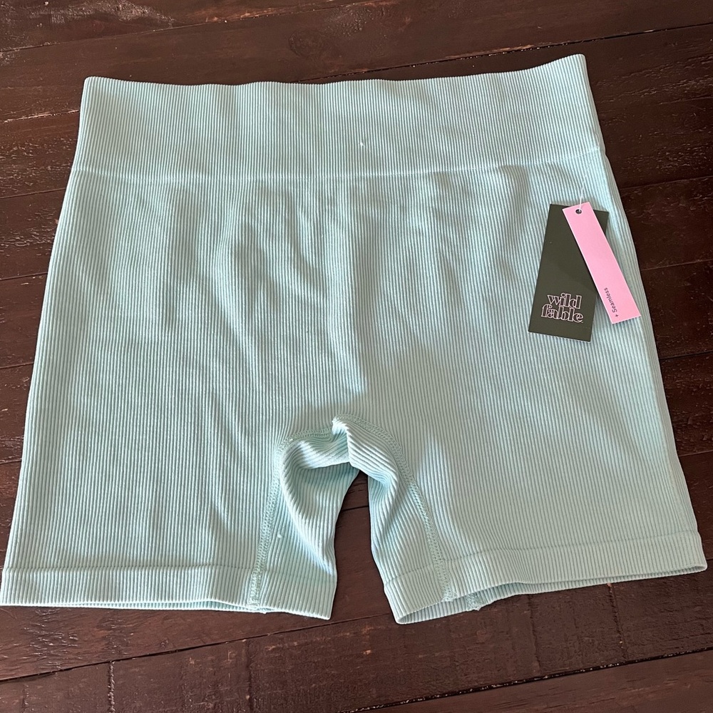 NEW! Target Wild Fable Seamless Yoga Shorts | Seamless Bike Shorts in Aqua Pool
